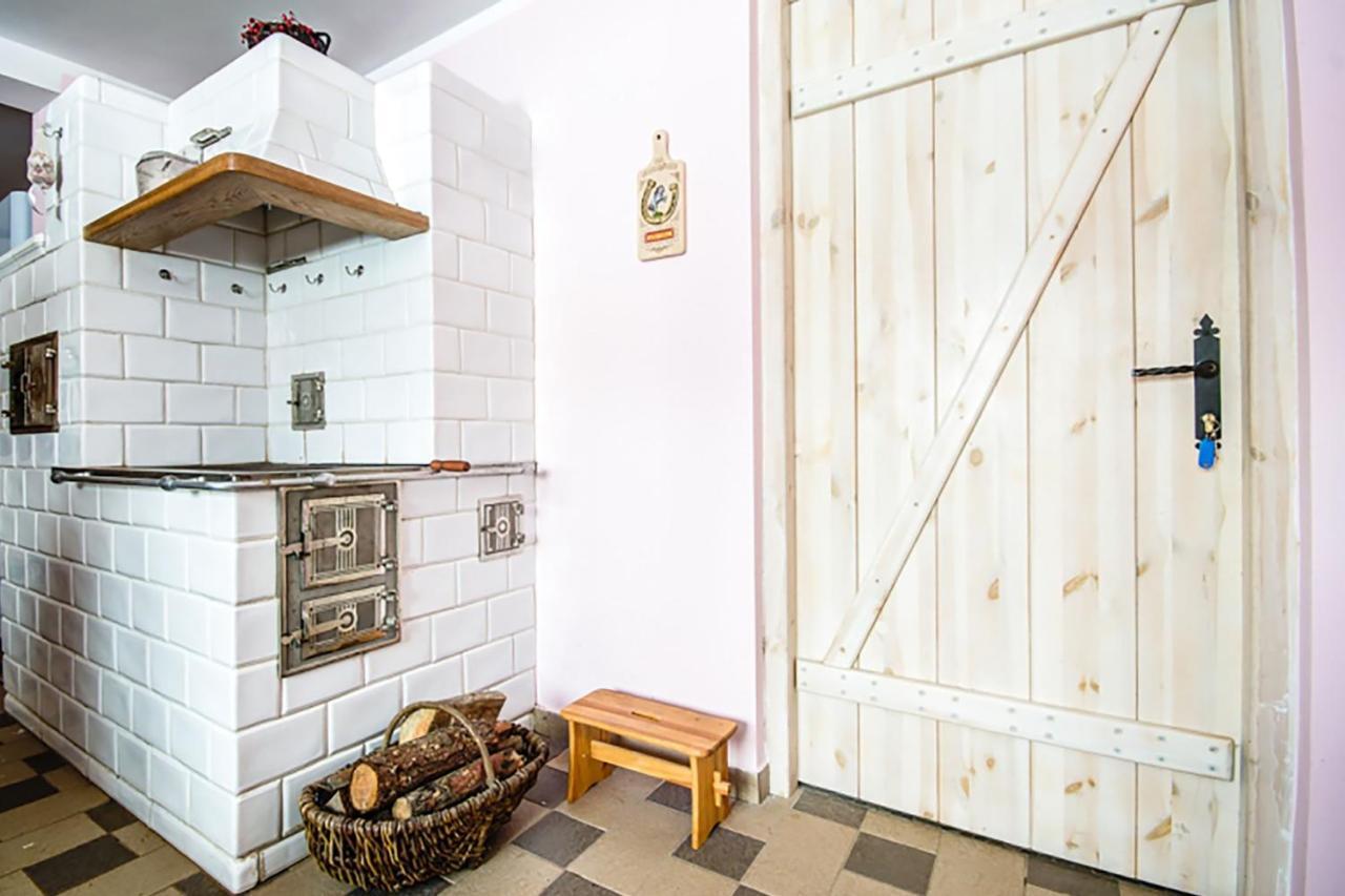 Вилла Dom Na Starym Goscincu Tiszyna Dubicze Cerkiewne Экстерьер фото